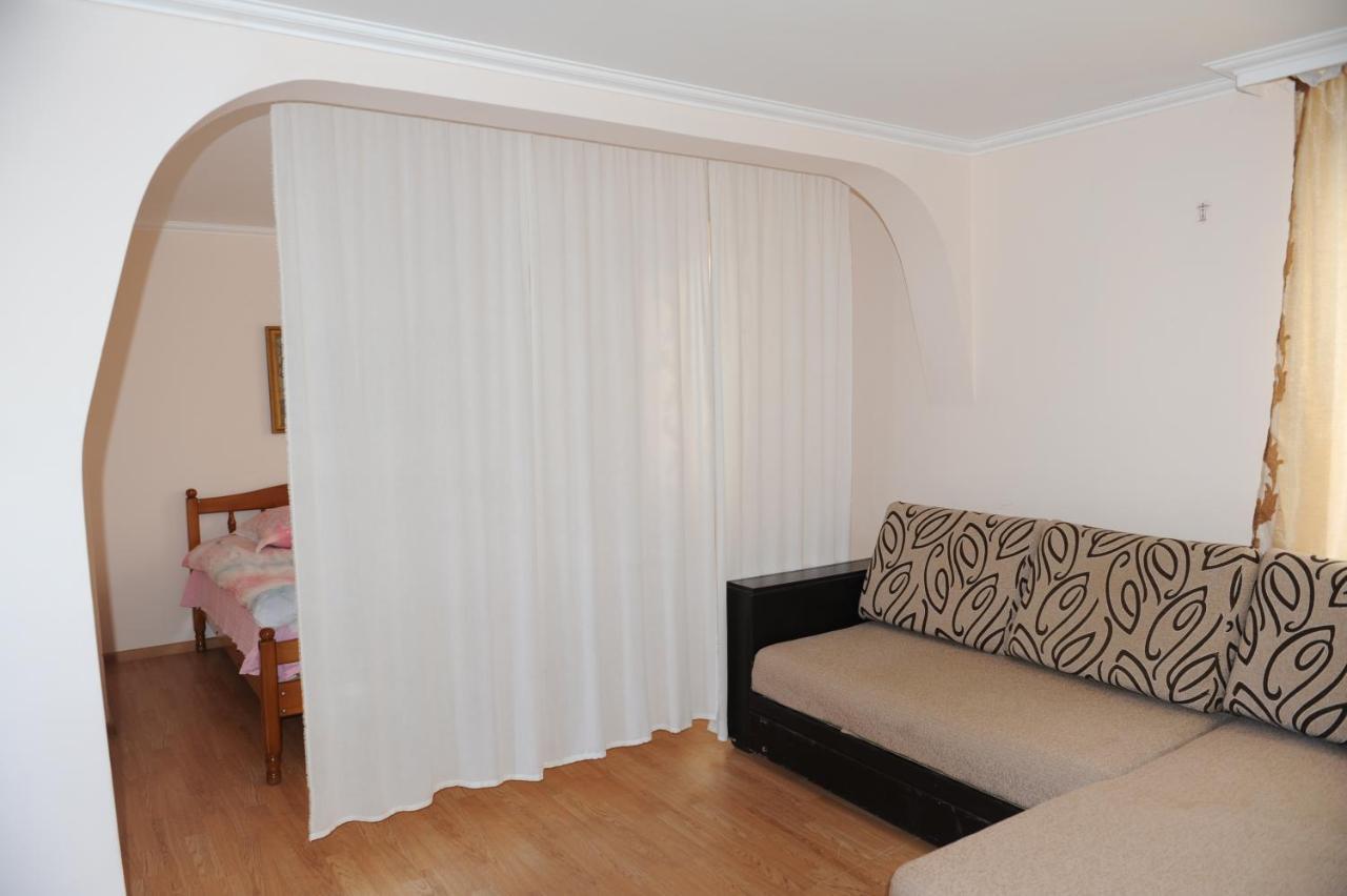 Apartment On Prospekt Mira 71 Σουχούμι Εξωτερικό φωτογραφία
