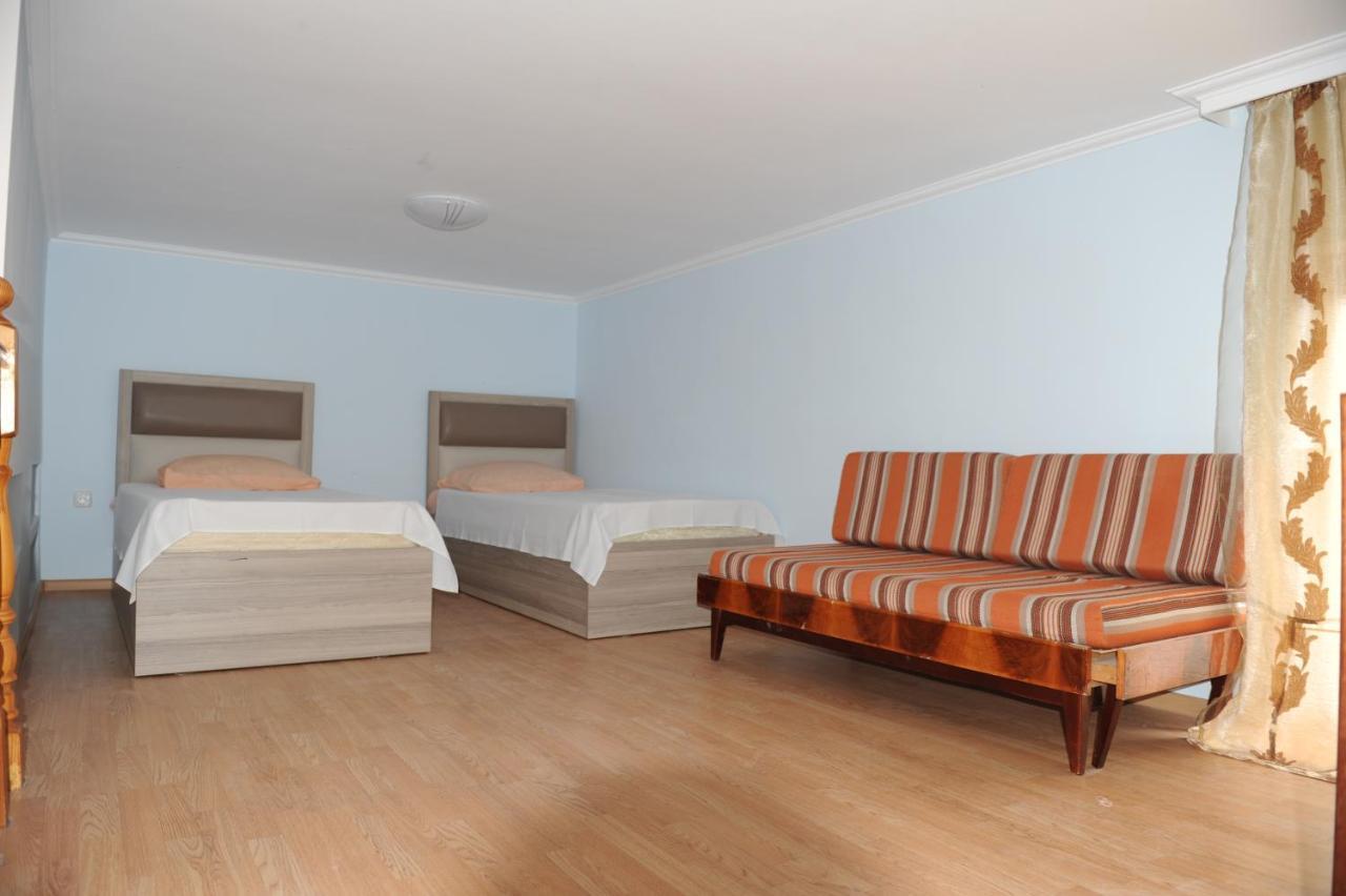 Apartment On Prospekt Mira 71 Σουχούμι Εξωτερικό φωτογραφία