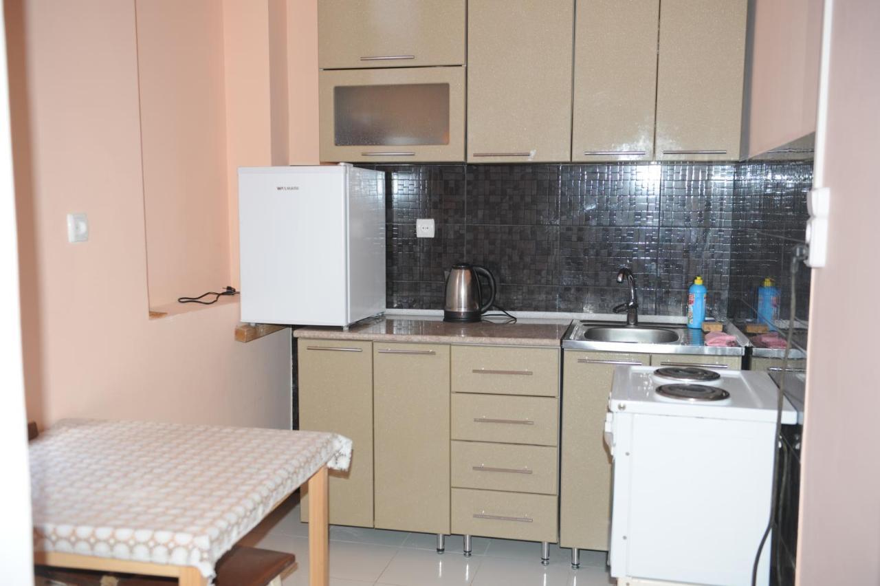 Apartment On Prospekt Mira 71 Σουχούμι Εξωτερικό φωτογραφία
